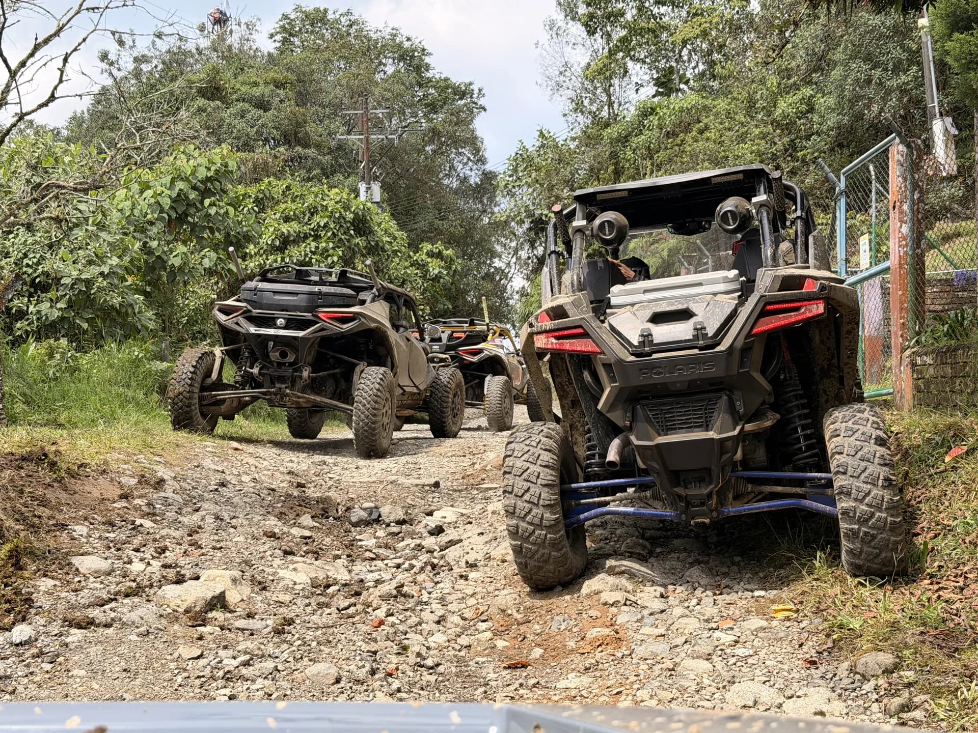 En ruta por los senderos de la montaña
